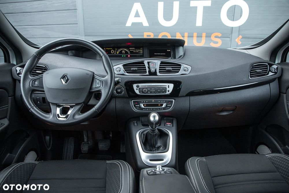 Renault Grand Scenic ENERGY TCe 130 BOSE EDITION - 14