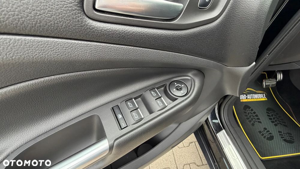 Ford Kuga 1.5 EcoBlue ST-LINE - 24