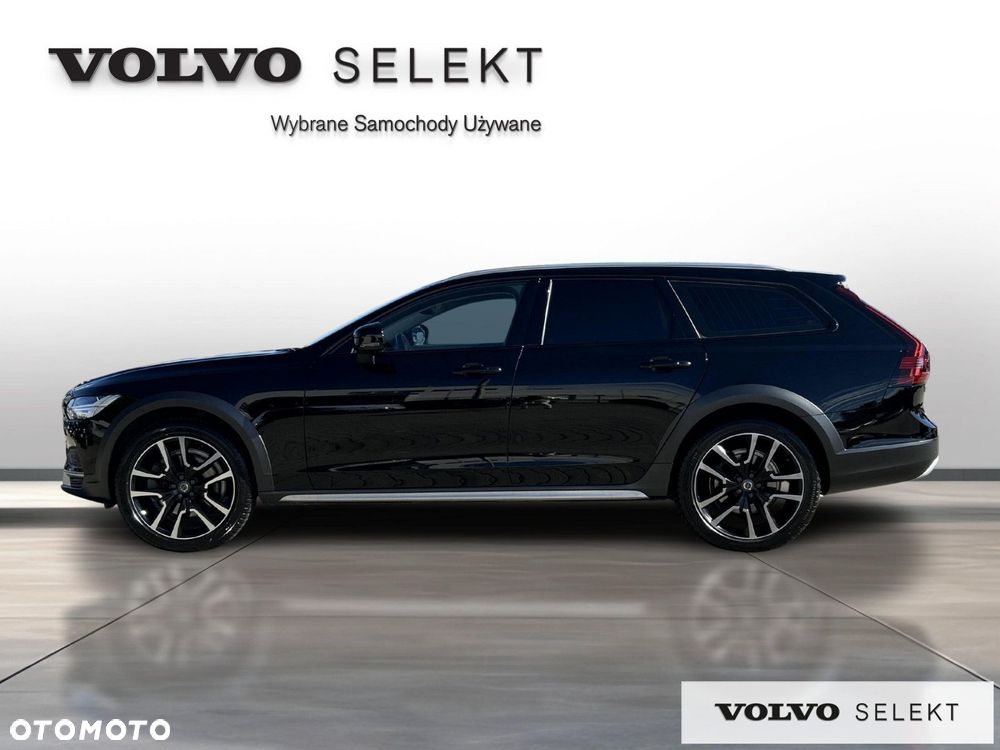 Volvo V90 Cross Country - 3