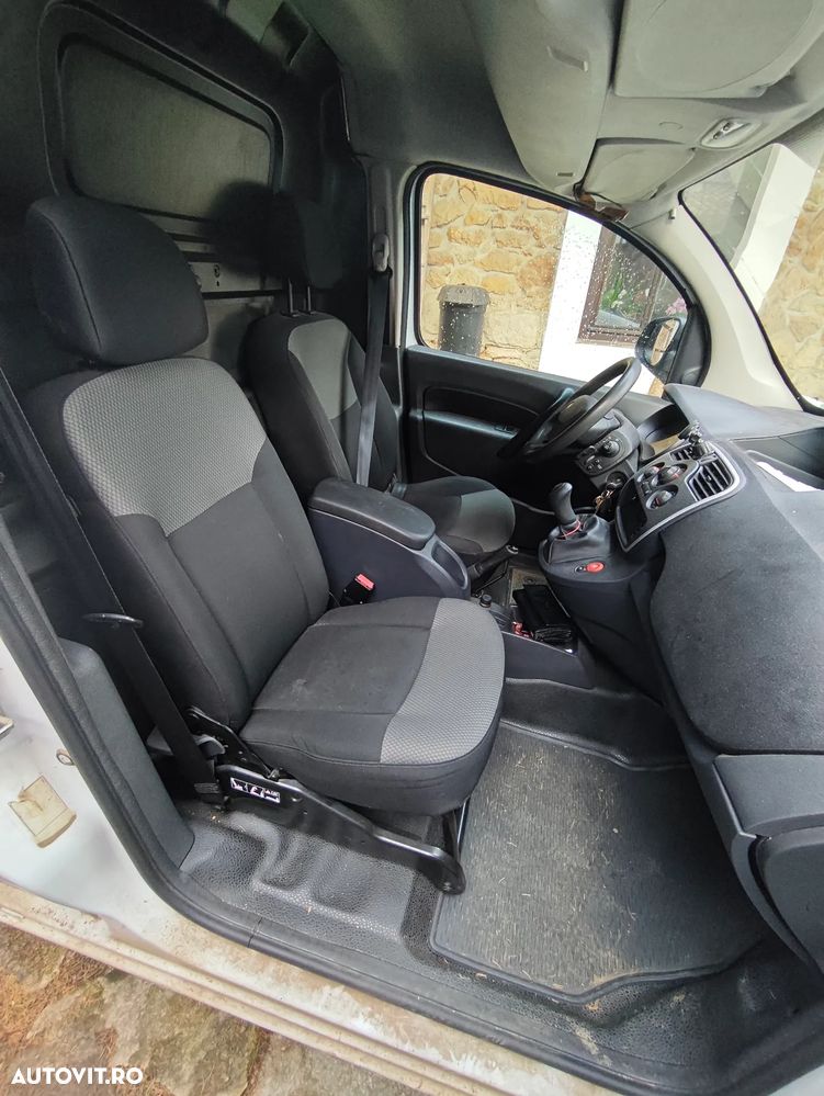 Renault Kangoo Maxi - 10