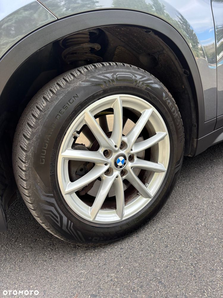 BMW X1 xDrive20i - 22