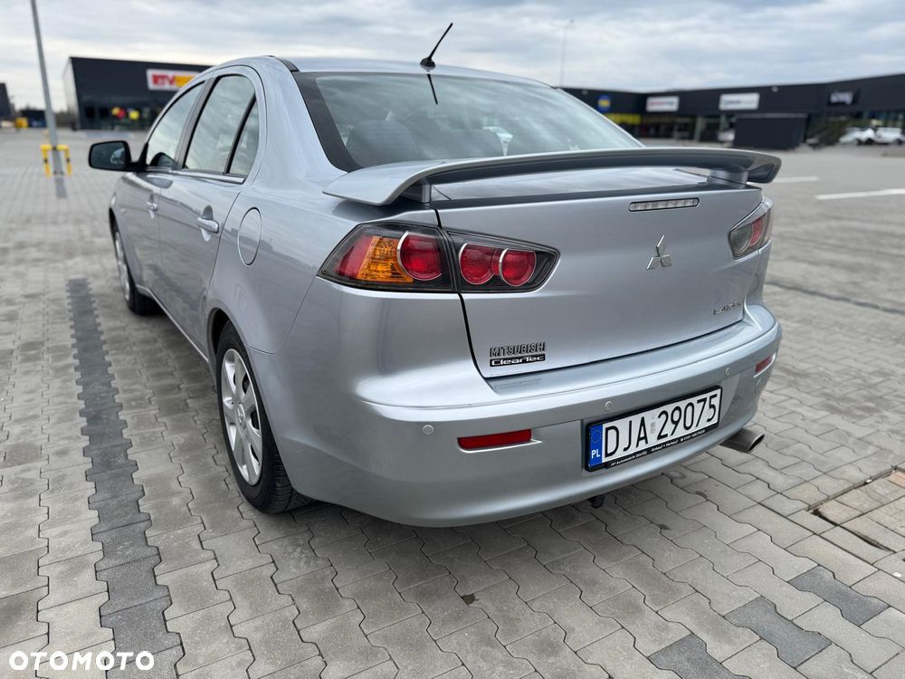 Mitsubishi Lancer 1.6 - 7