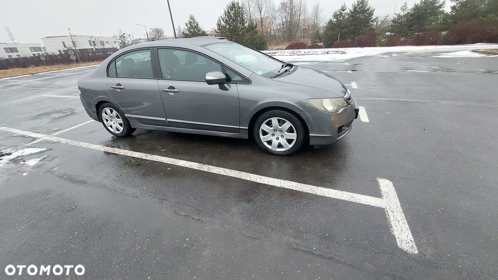 Honda Civic 1.8 Comfort - 5
