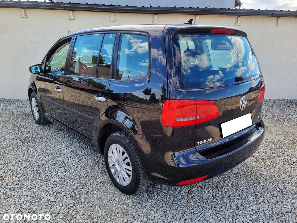 Volkswagen Touran - 5