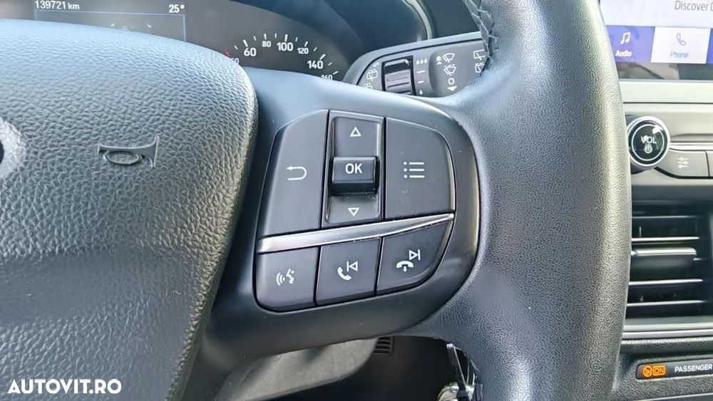 Ford Focus - 25