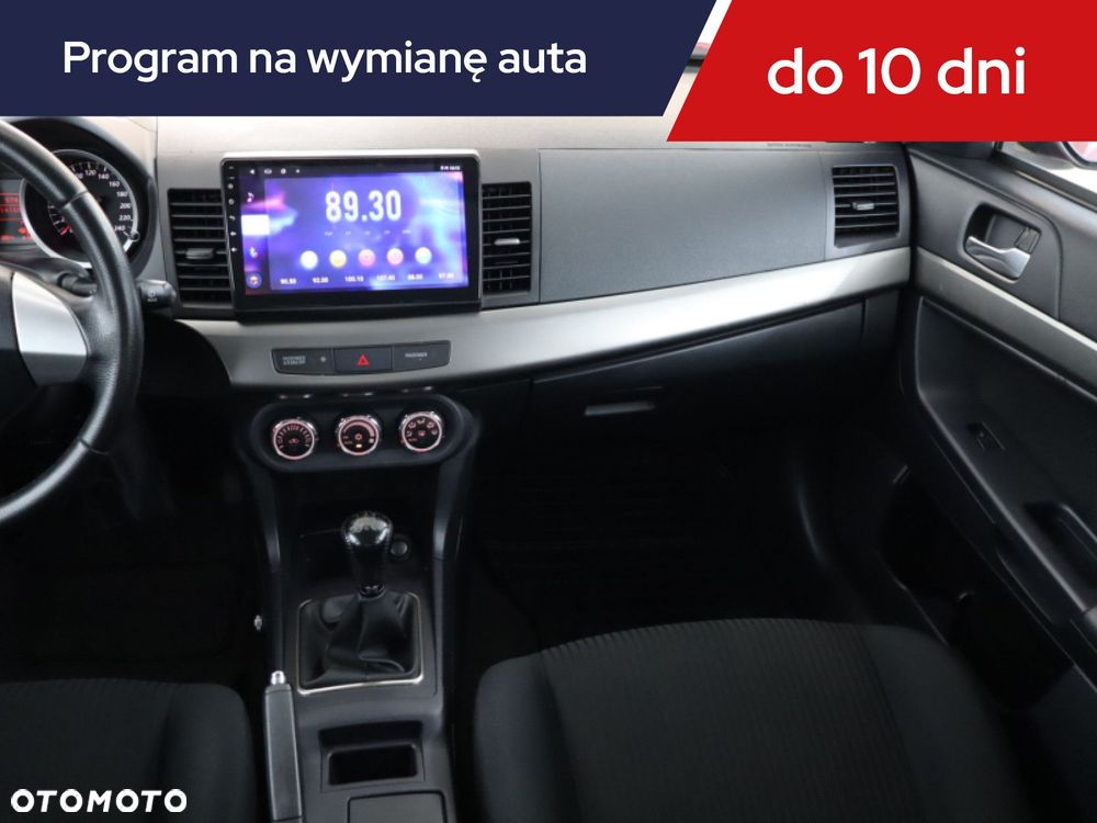 Mitsubishi Lancer - 10