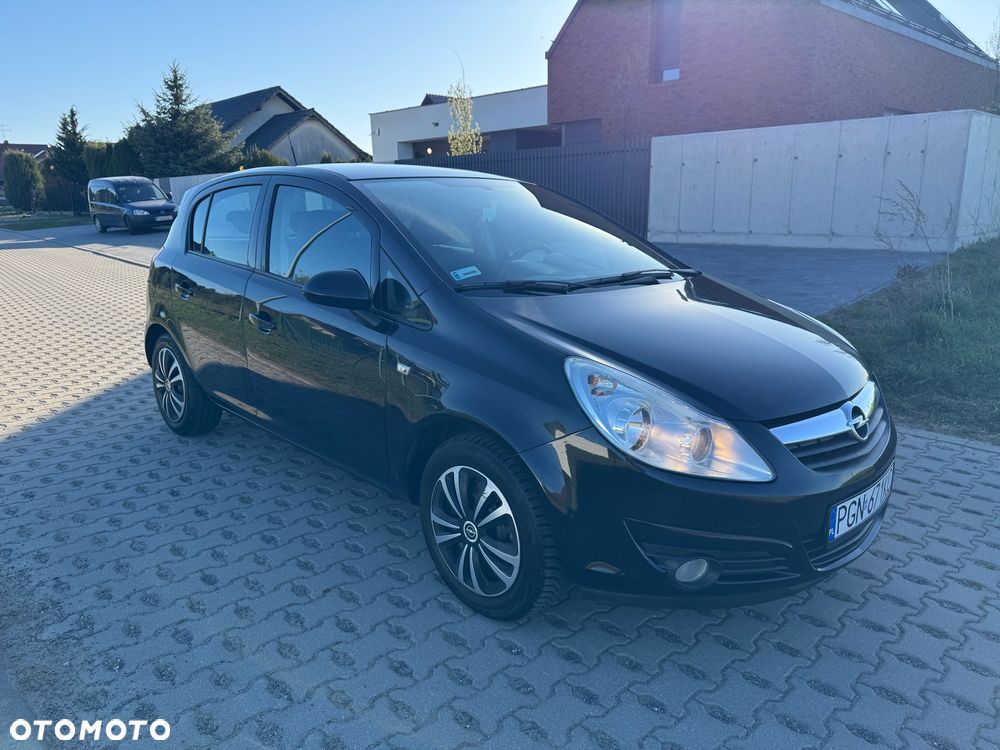 Opel Corsa 1.2 16V Cosmo - 2