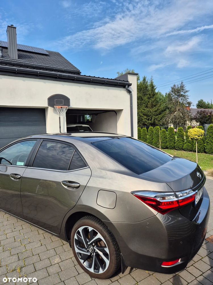 Toyota Corolla 1.6 Executive - 7