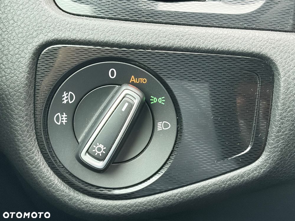Volkswagen Golf GTD (BlueMotion Technology) - 27