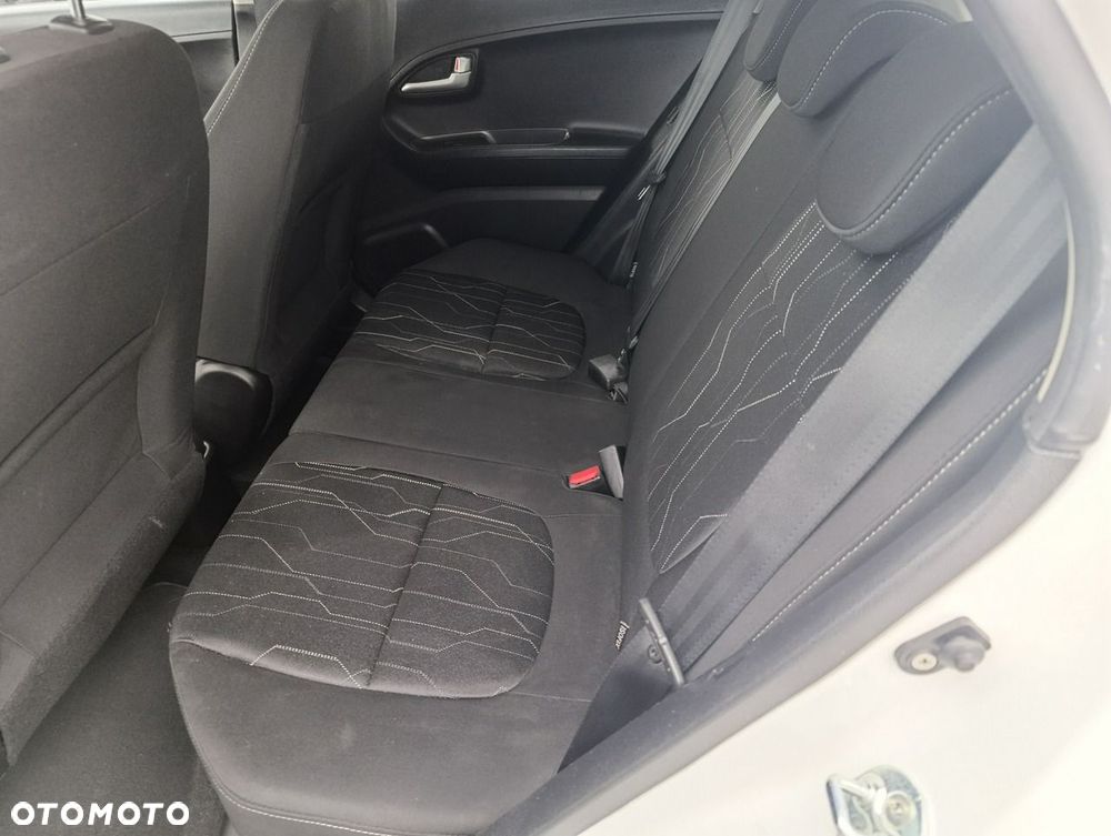 Kia Picanto - 10