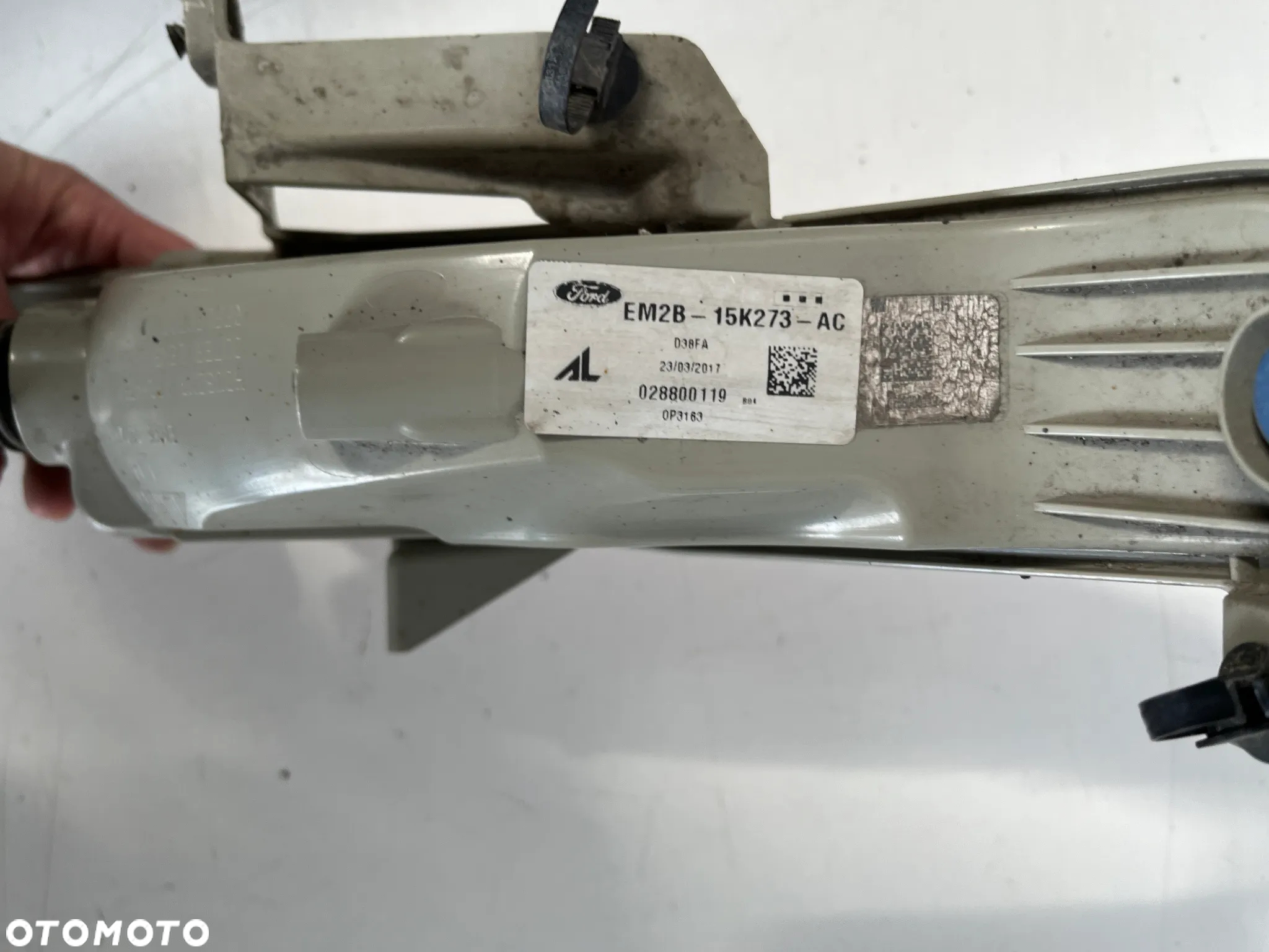 LAMPA PRZECIWMGIELNA LEWY TYŁ FORD S-MAX GALAXY EM2B-15K273-AC - 3