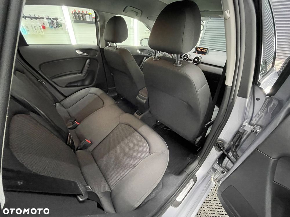 Audi A1 Sportback 1.6 TDI S tronic S line edition - 26