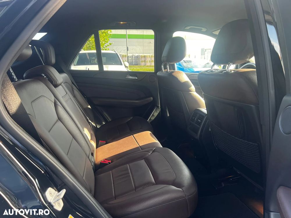 Mercedes-Benz ML 350 BlueTec 4MATIC Aut - 9