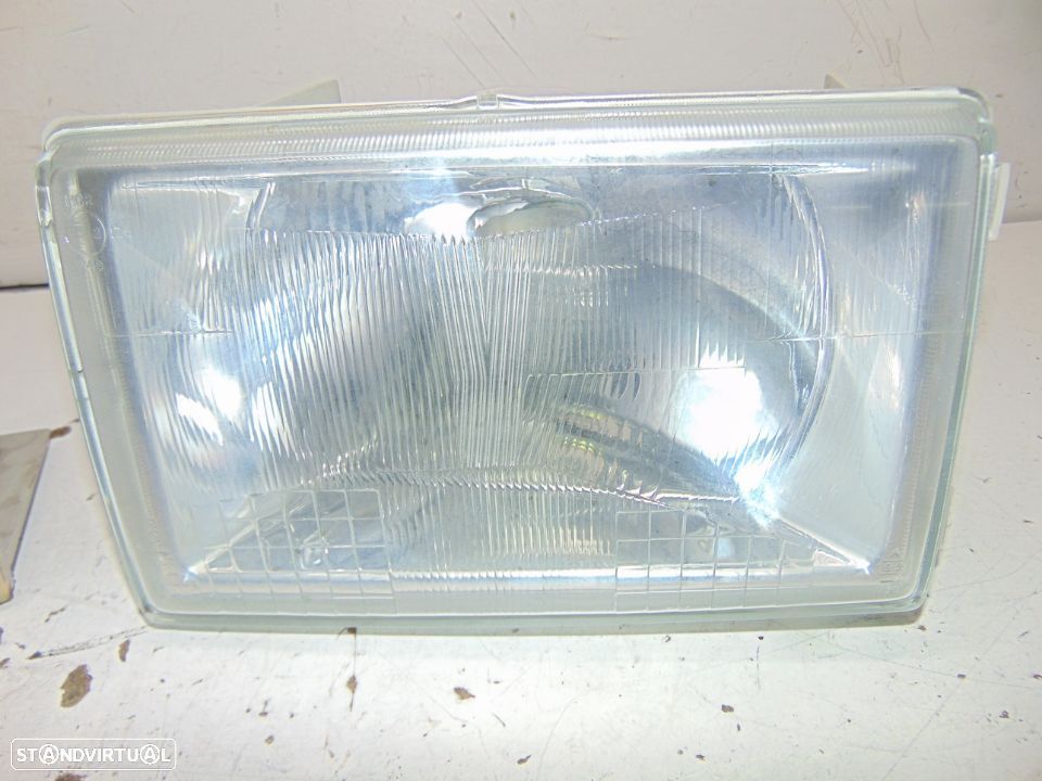 Renault 9 faróis - 3