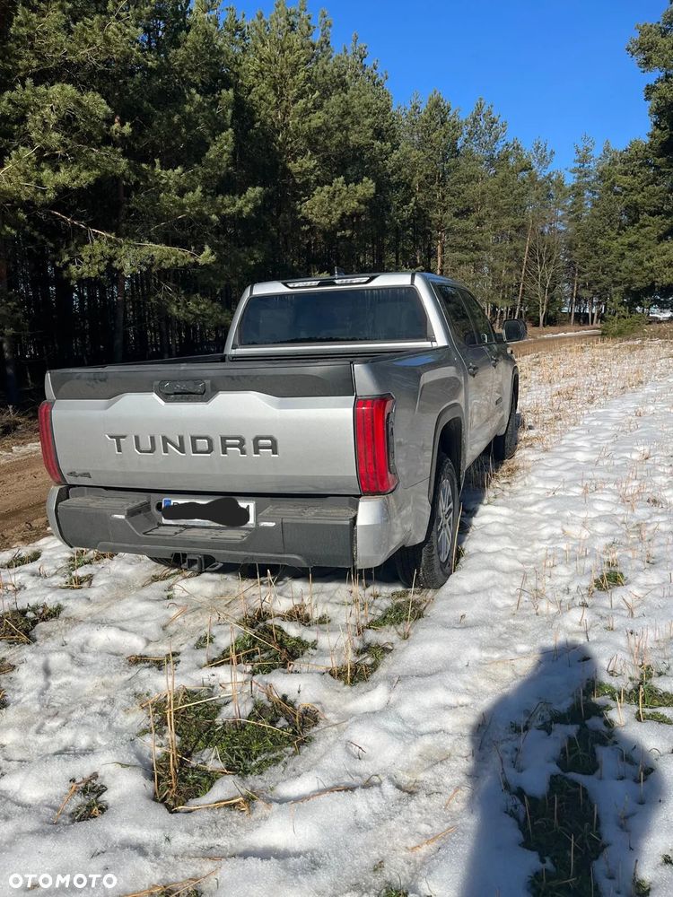 Toyota Tundra - 4