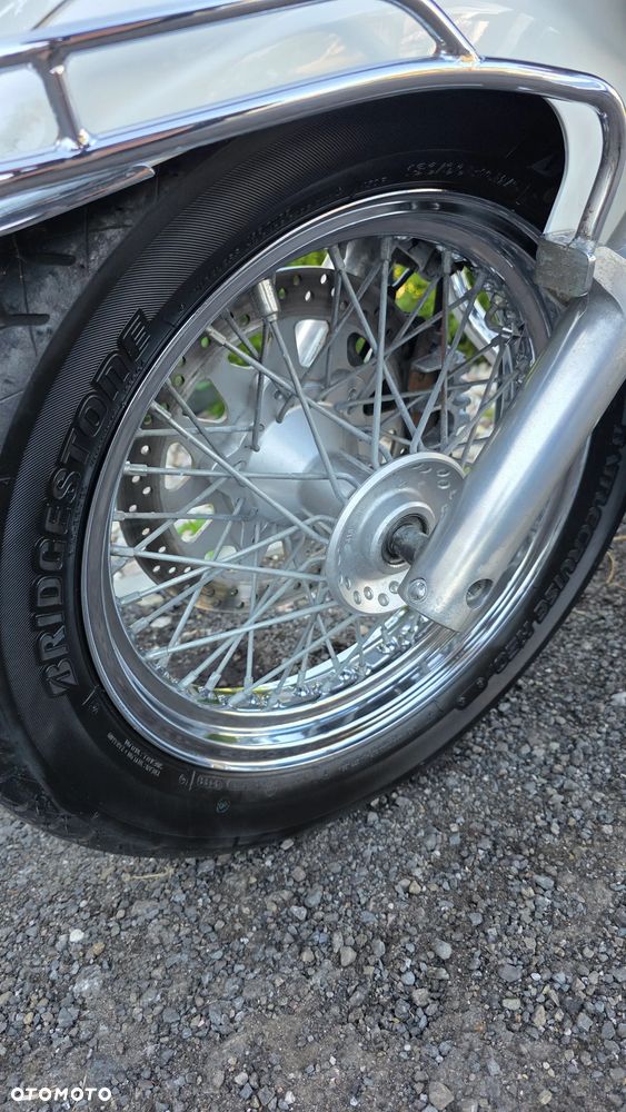 Suzuki Intruder - 37