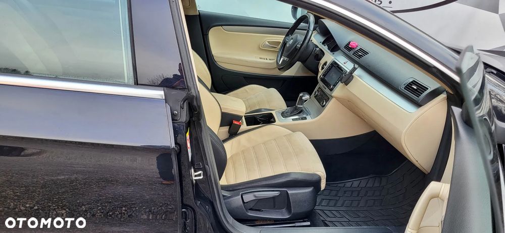 Volkswagen Passat CC - 16