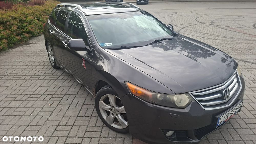 Honda Accord 2.0 Executive - 23