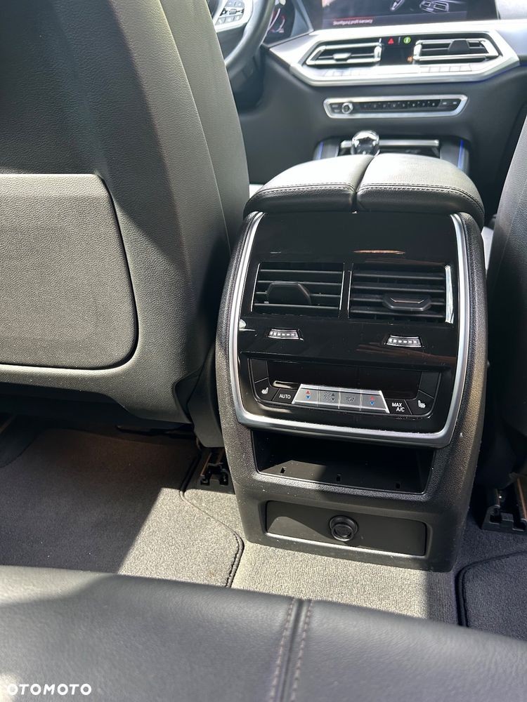 BMW X5 xDrive30d - 17