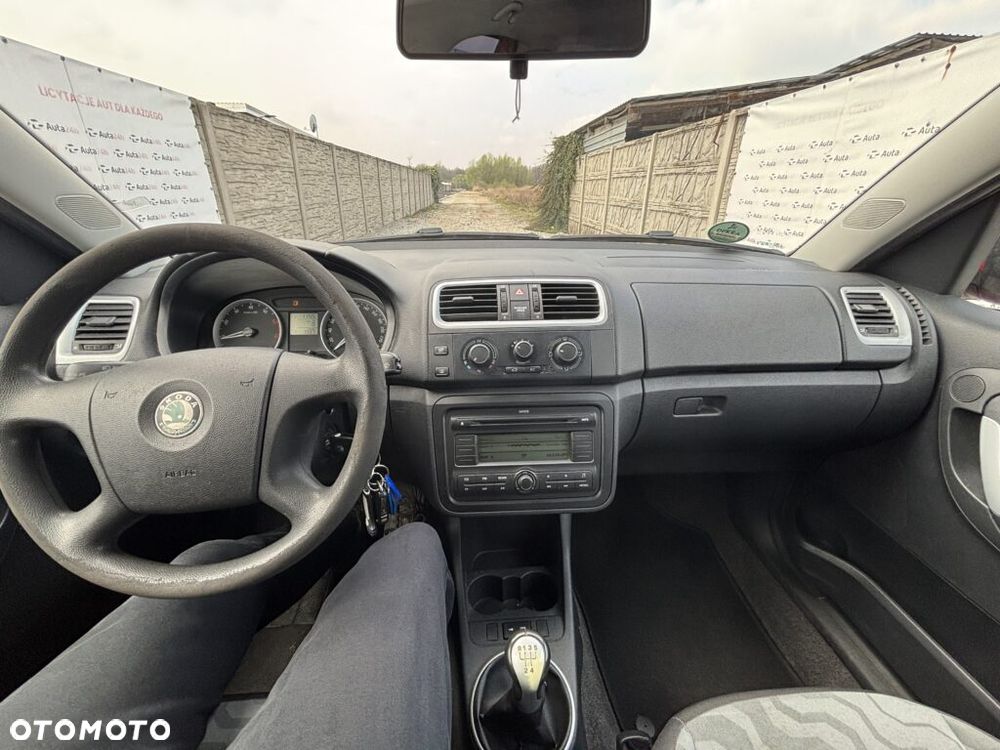 Skoda Roomster 1.2 Style - 10