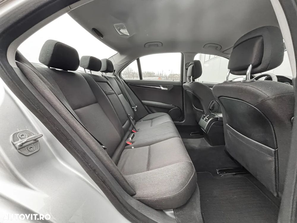 Mercedes-Benz C 200 CDI BlueEFFICIENCY - 10