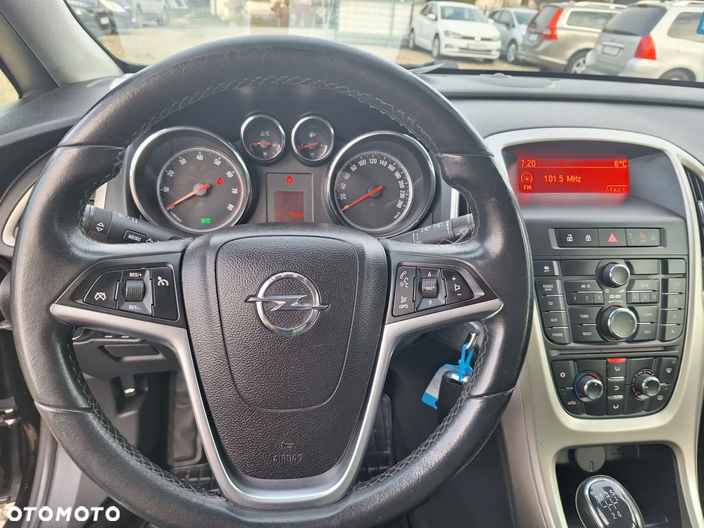 Opel Astra 1.4 ecoFLEX - 14