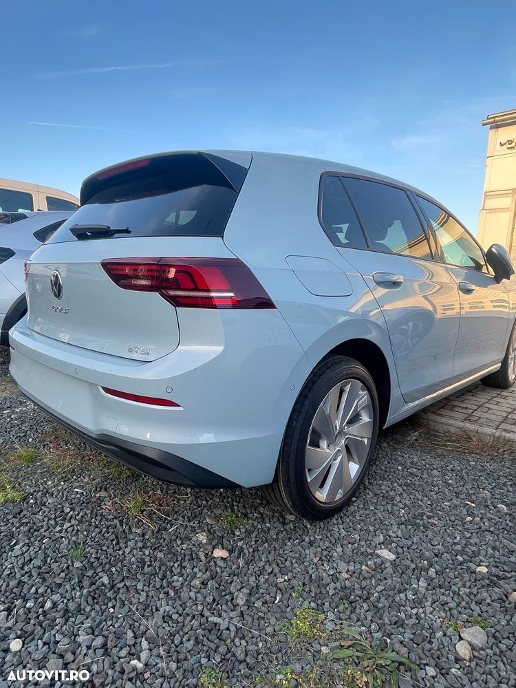 Volkswagen Golf 1.5 eTSI DSG MHEV Life - 3