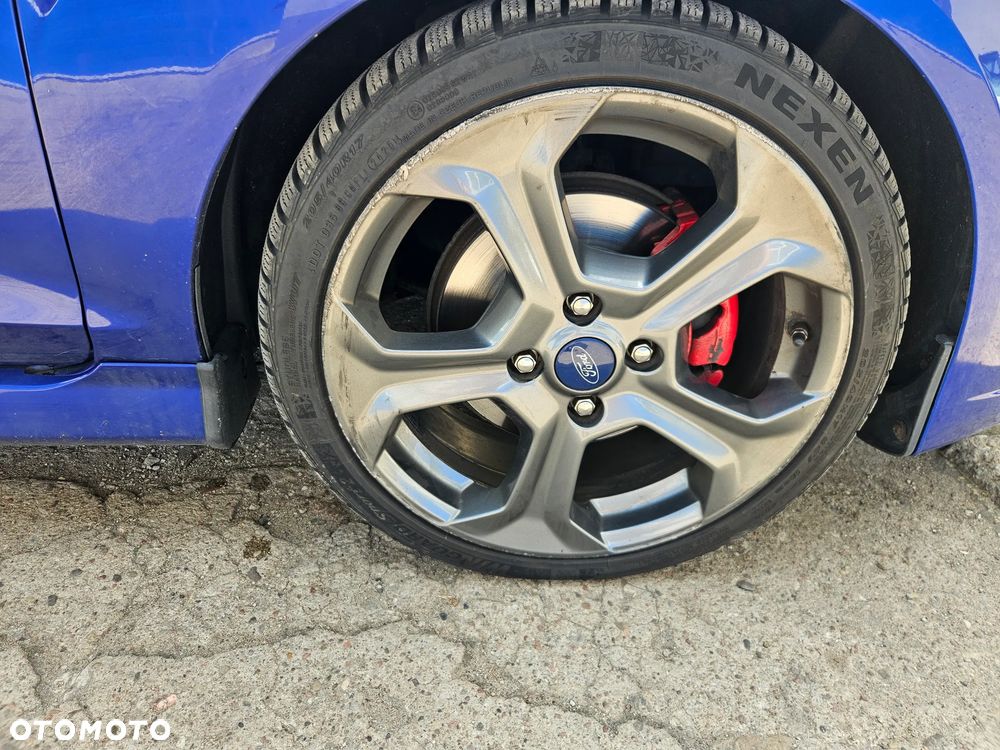 Ford Fiesta ST - 12