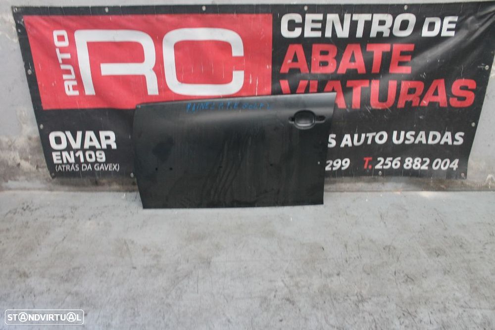 Painel da Porta Frente  Esquerdo VW Golf - 1