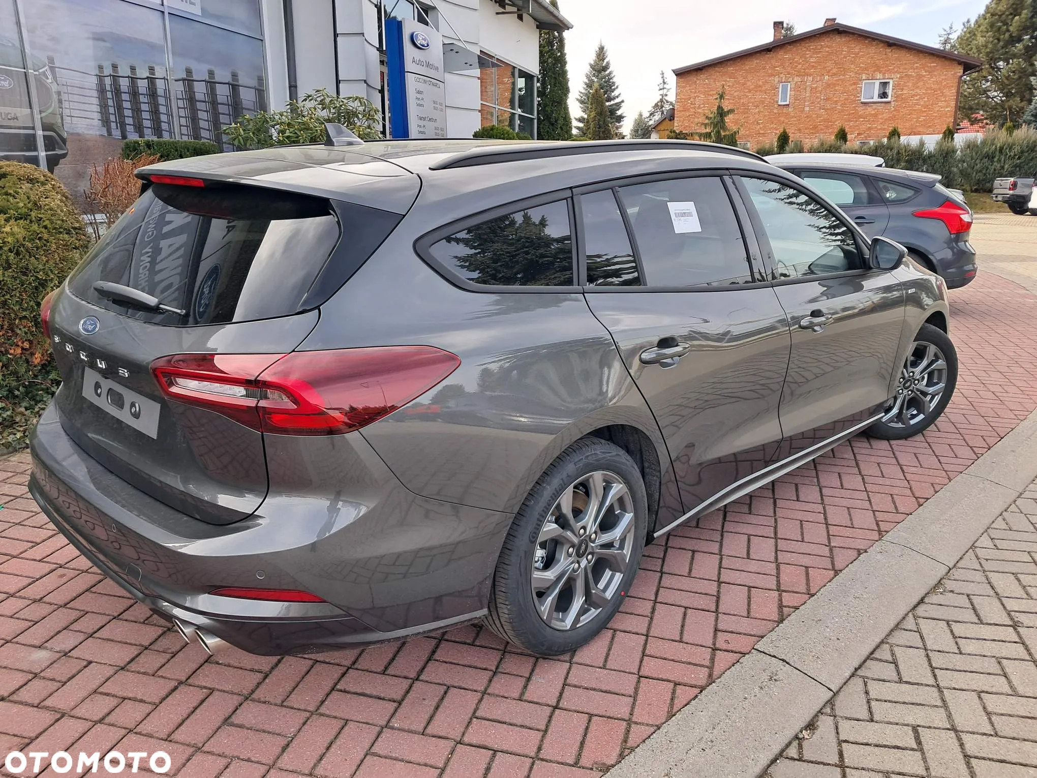 Ford Focus 1.0 EcoBoost mHEV ST-Line X - 12