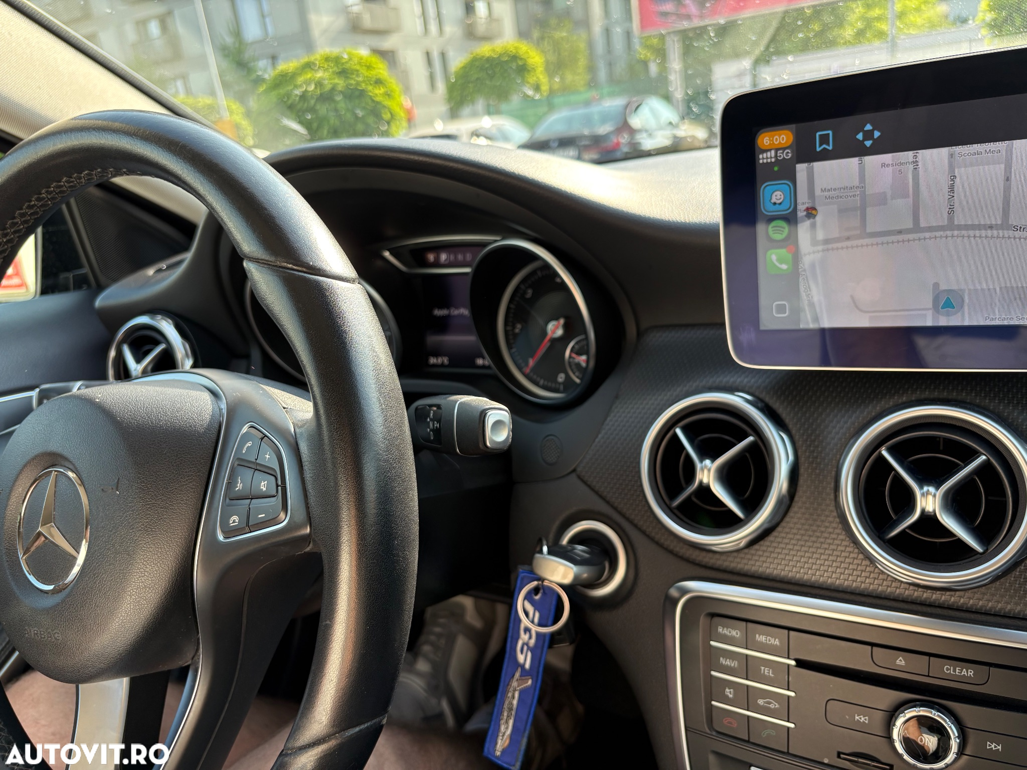 Mercedes-Benz GLA - 17