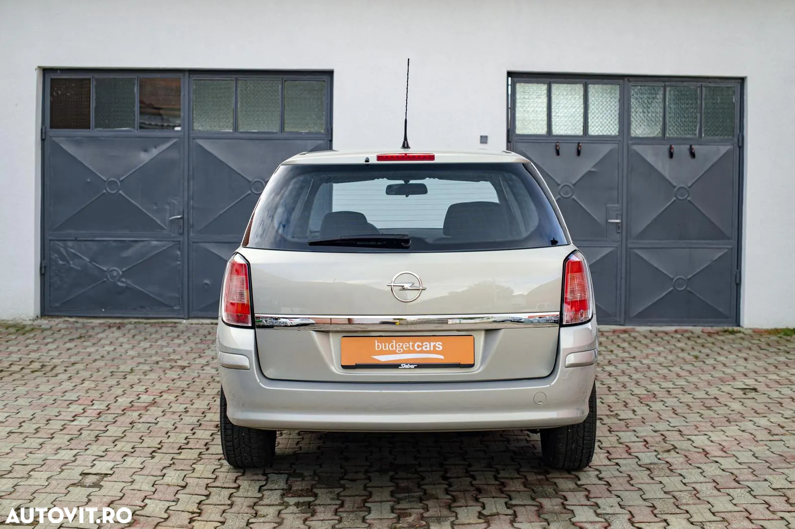 Opel Astra 1.4i 16V Club - 4