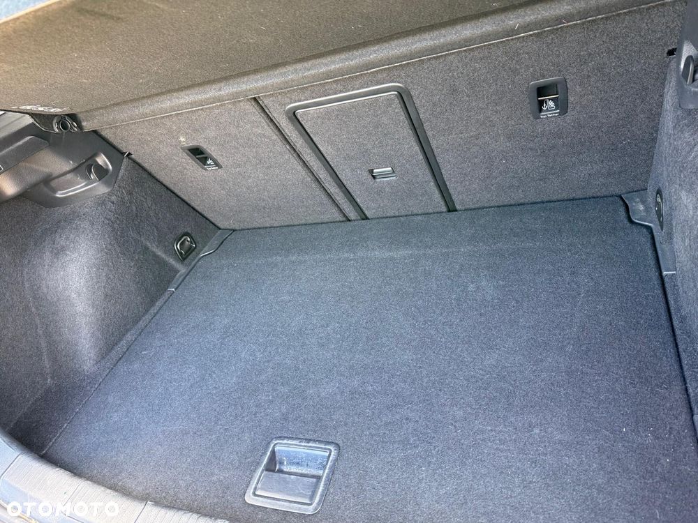 Volkswagen Golf 1.0 TSI (BlueMotion Technology) Comfortline - 15