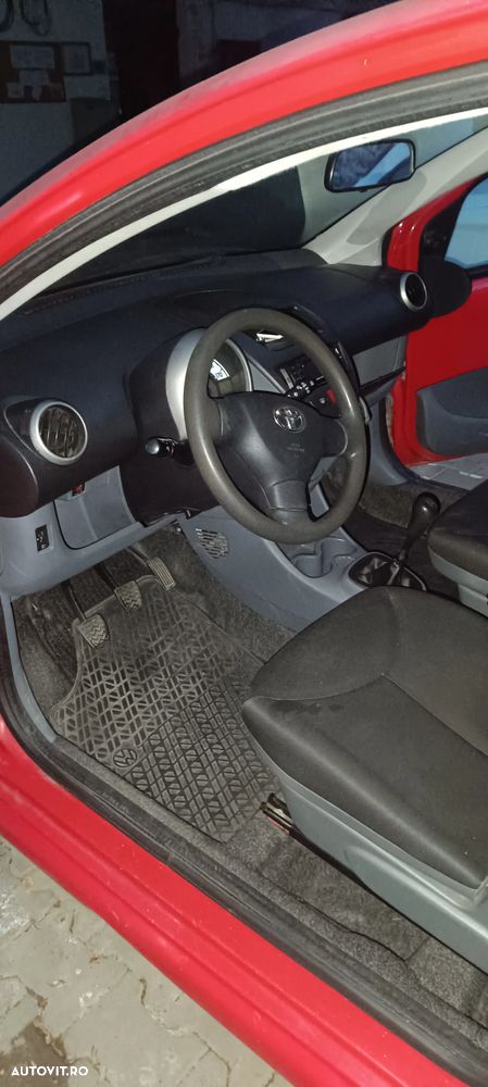 Toyota Aygo 1.0 Terra - 11