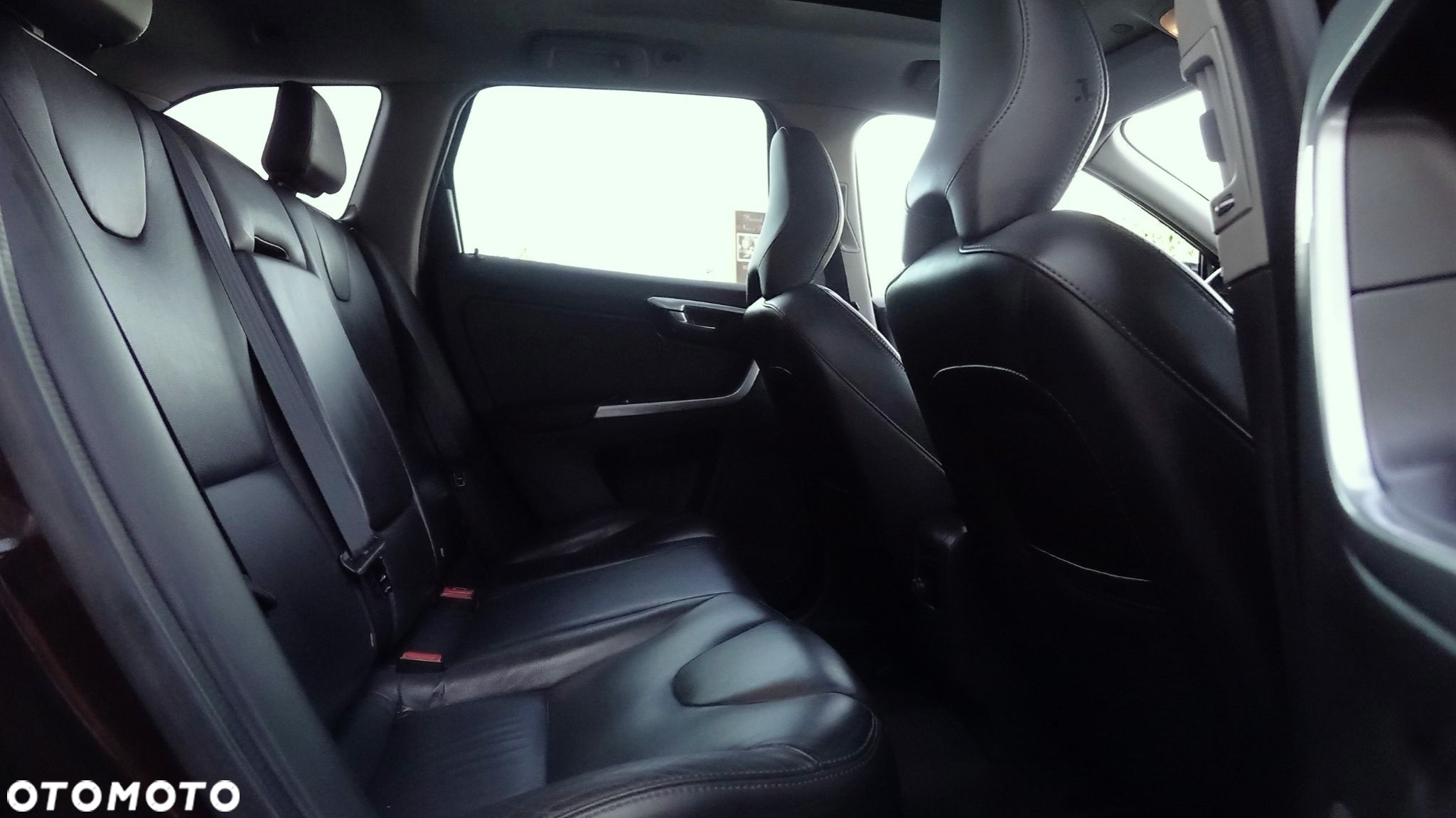 Volvo XC 60 - 28