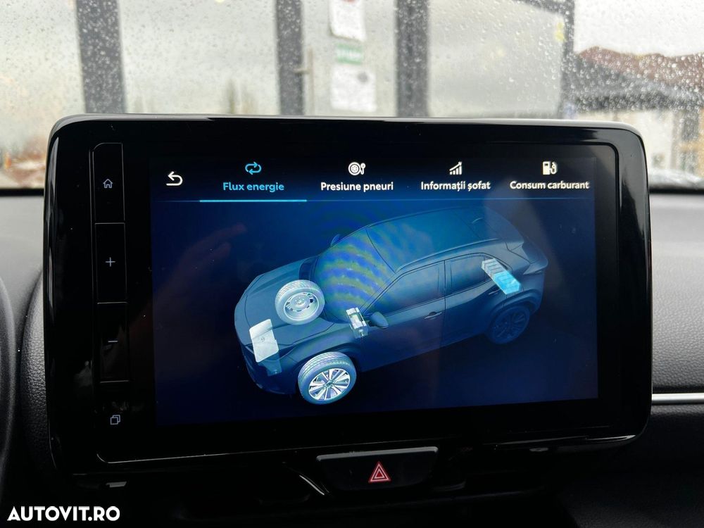 Toyota Yaris Cross - 20