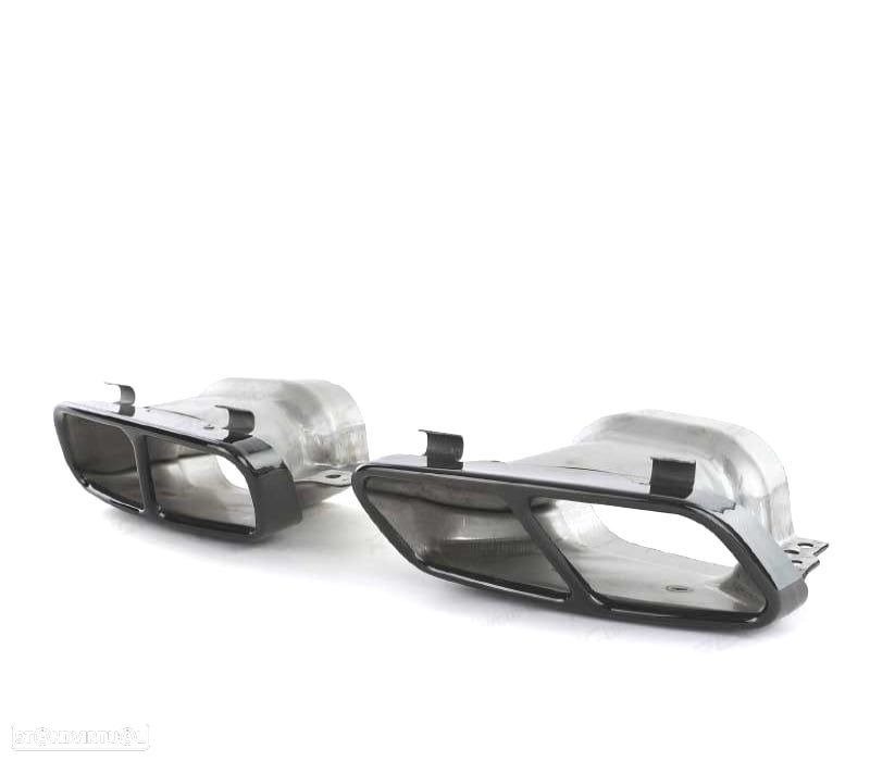 PONTEIRAS DE ESCAPE MERCEDES AMG W176 13-18 CLA W117 13-18 GLA X156 14-19 A45 AMG PRETAS - 2