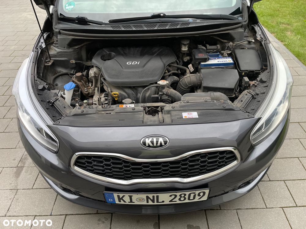 Kia Ceed 1.6 GDI Business Line - 17