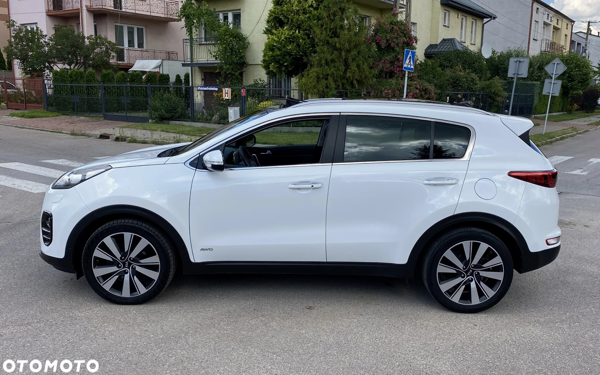 Kia Sportage 2,0 CRDI AWD GT Line - 4
