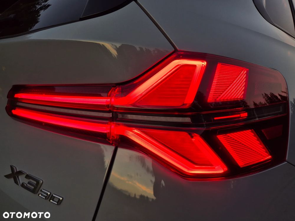 BMW X3 xDrive30i M Sport Edition - 35