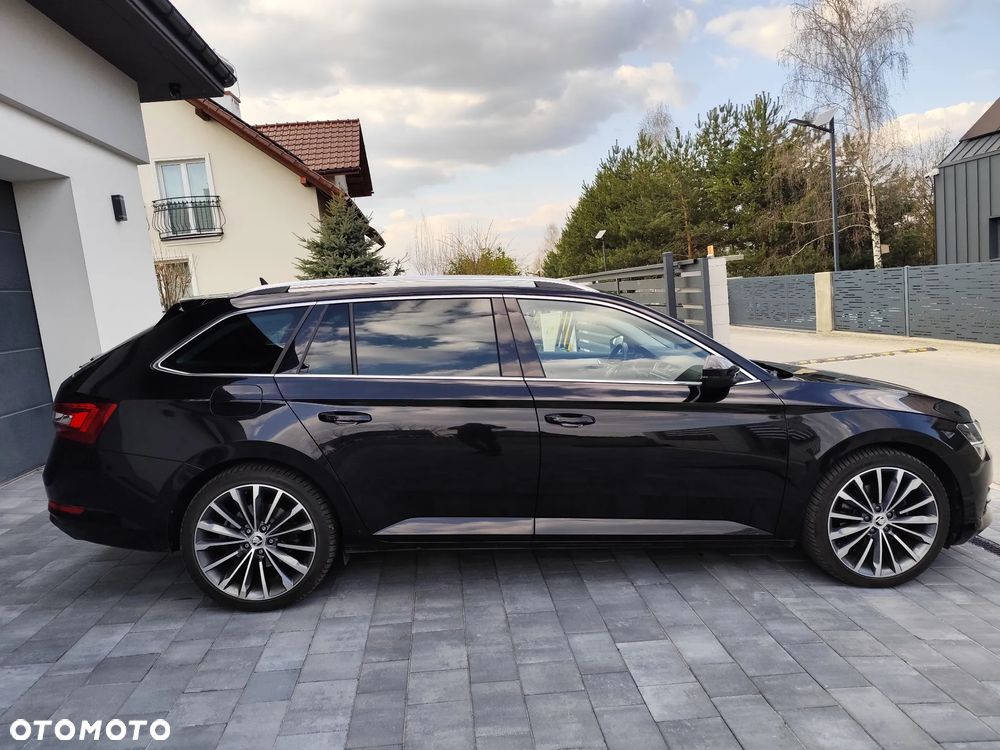 Skoda Superb 1.5 TSI Ambition DSG - 8