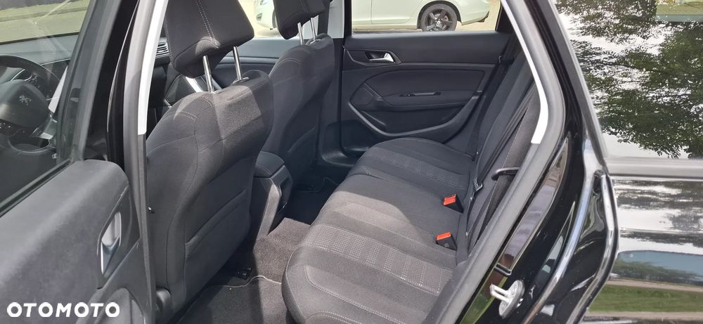 Peugeot 308 SW BlueHDi 120 Stop & Start Business-Line - 10