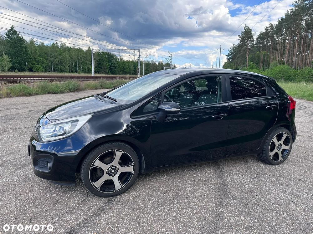 Kia Rio - 19