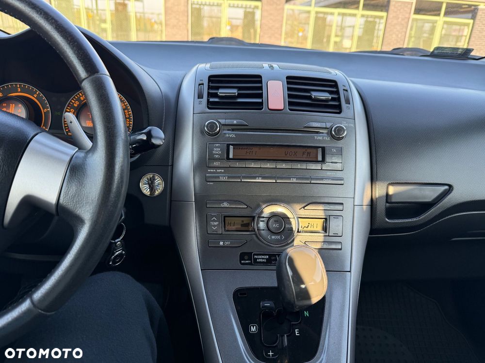 Toyota Auris - 7