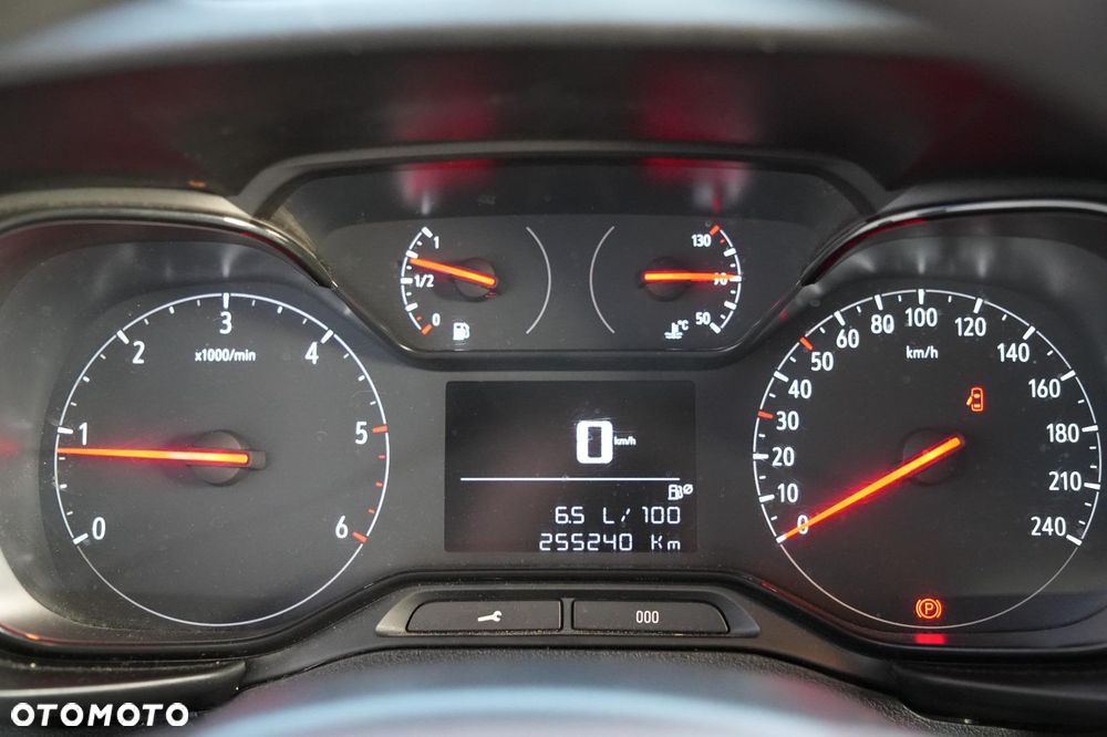 Opel Combo - 12