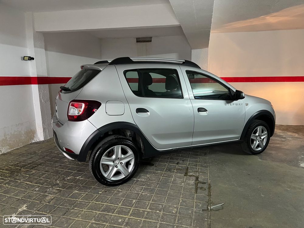 Dacia Sandero 0.9 TCe Stepway - 15