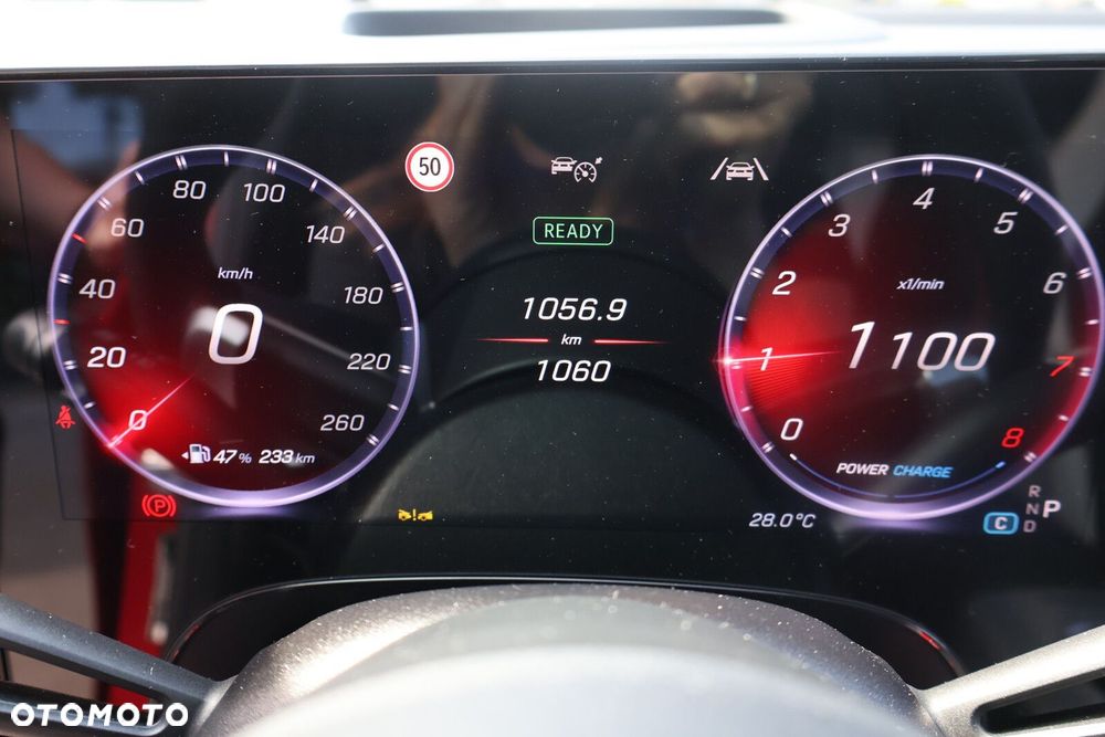 Mercedes-Benz GLB - 15