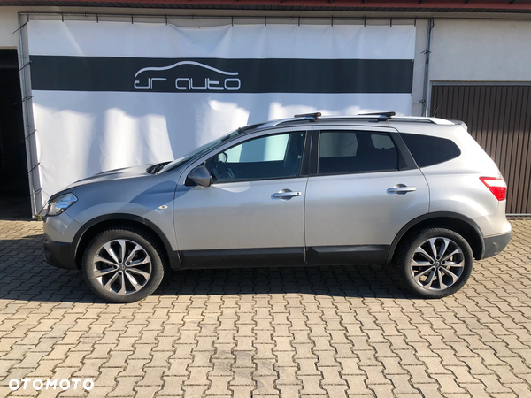 Nissan Qashqai+2