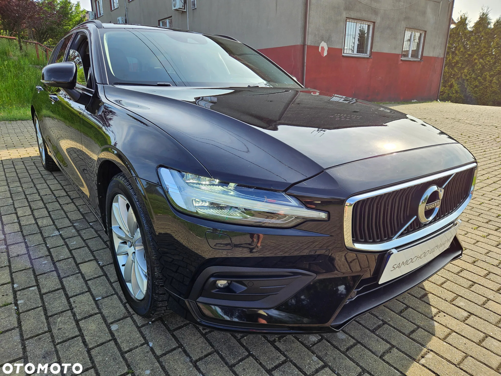 Volvo V60 D4 Momentum Pro - 4