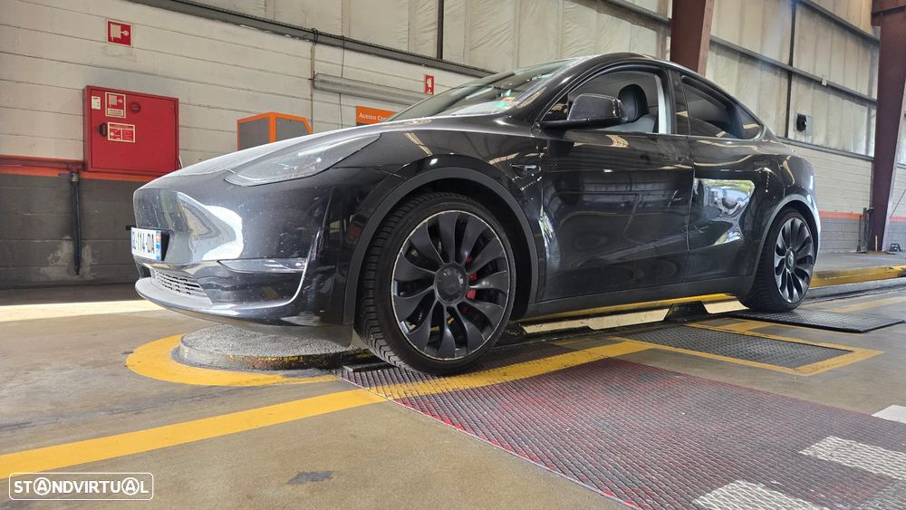 Tesla Model Y Performance Tração Integral - 6